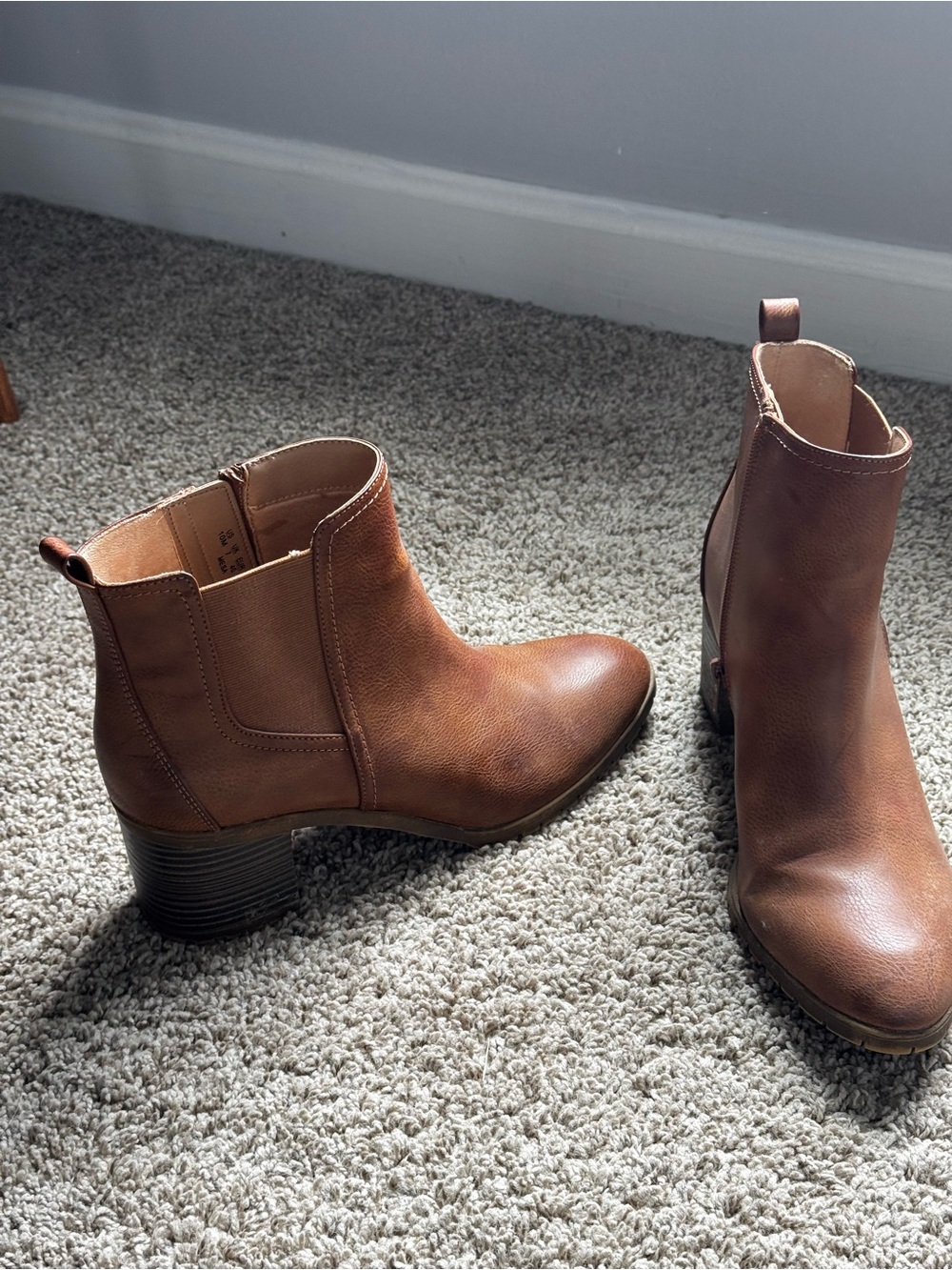 Life Stride Tan Brown Chelsea-Style Ankle Boots - Picture 3 of 4